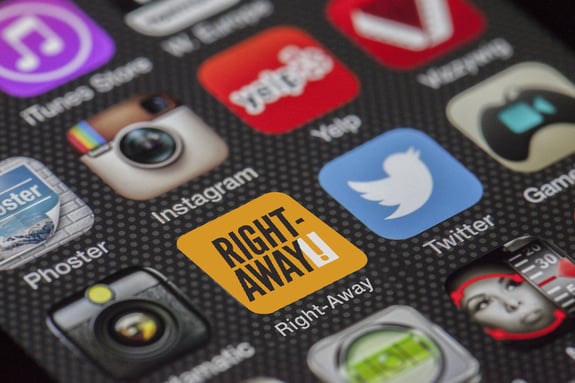 download-right-away (1)